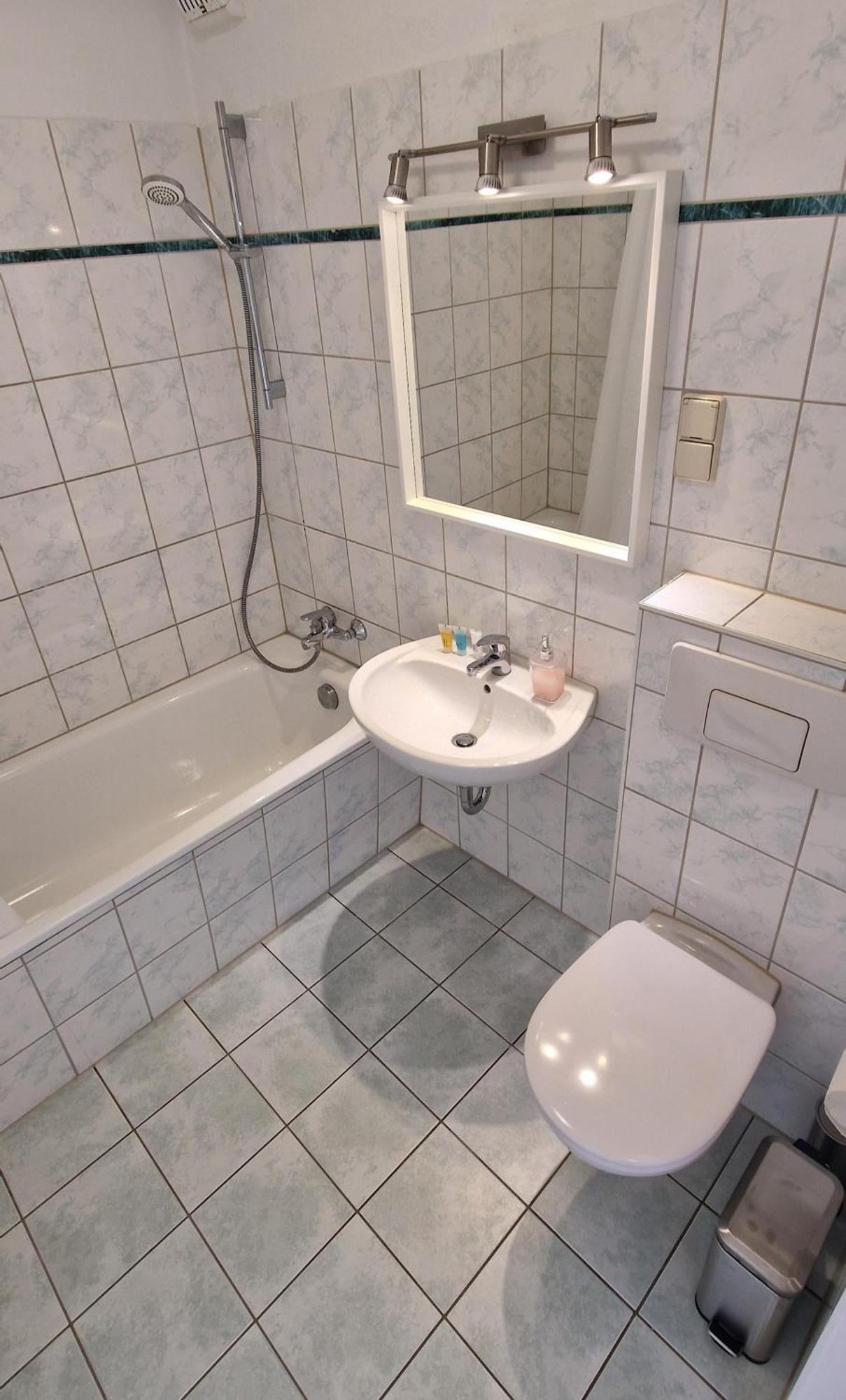 2 Bedroom Cityview Apartment Ps5-Qled Tv-Parking Кемниц Екстериор снимка